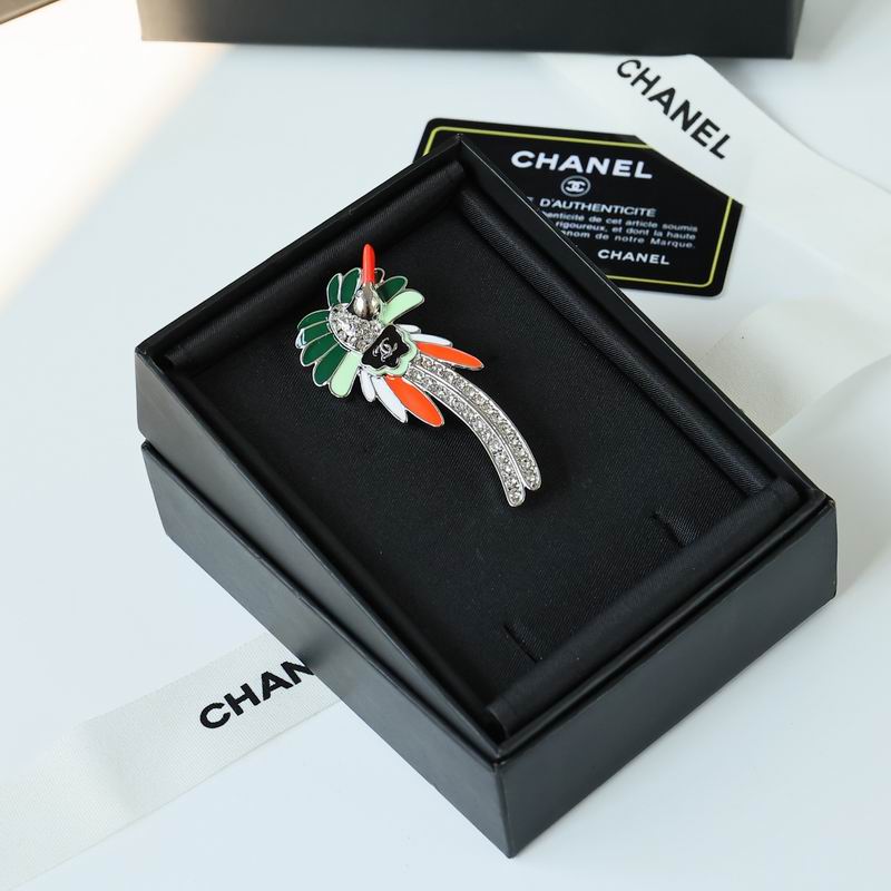 Chanel Brooch 07yxs69